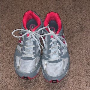 Under armour tennis shoes